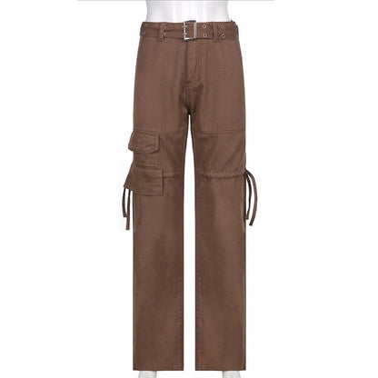 Pantalones cargo marrones de pierna ancha Alma Cruz con cordones ajustables en los tobillos y múltiples bolsillos.