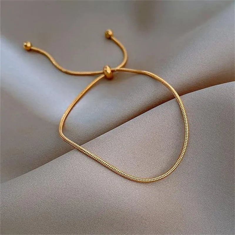Tobillera Alma Cruz de cadena dorada ajustable, estilo serpiente, aleación de hierro.