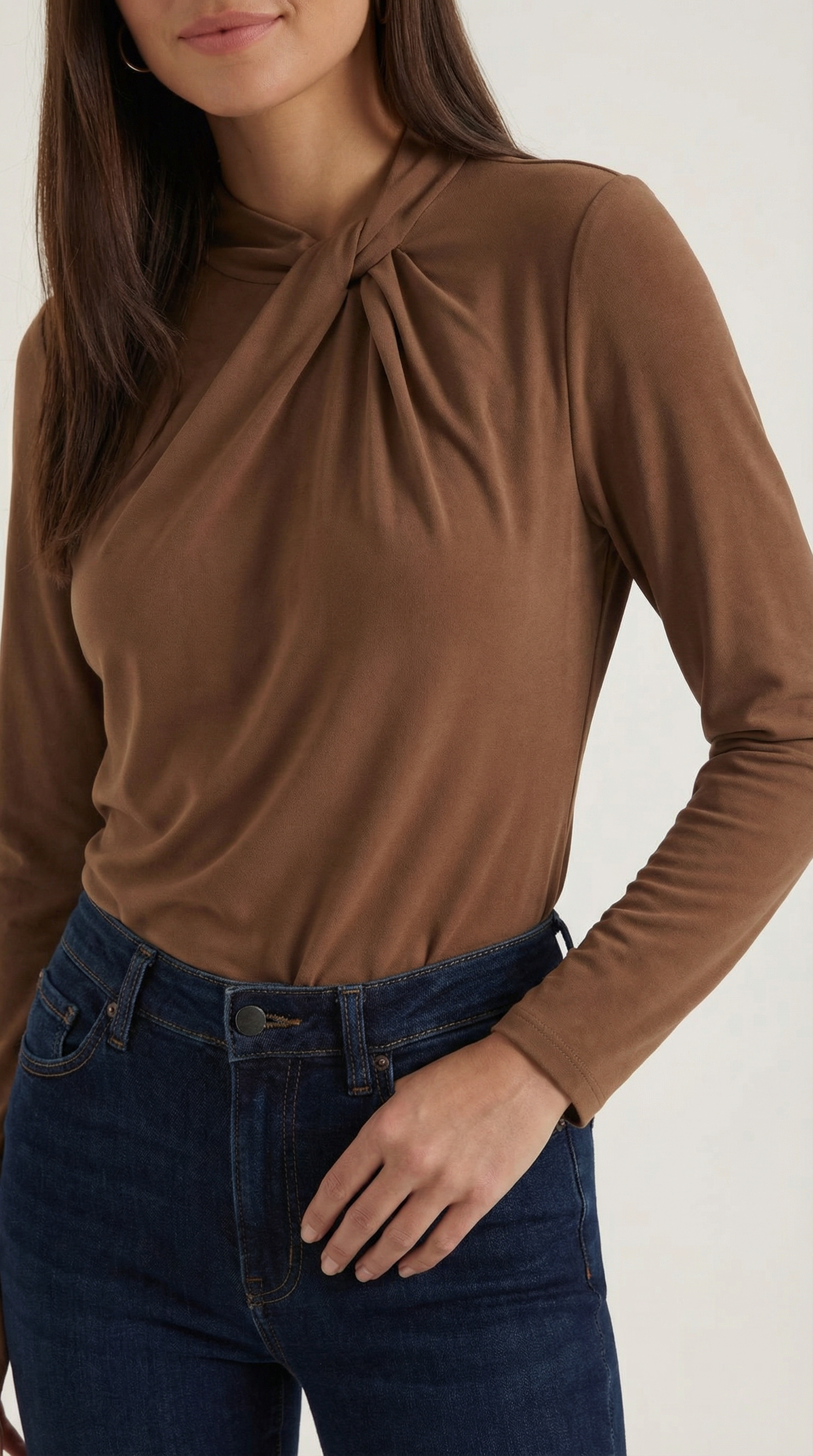 Blusa Jamie con Cuello Alto Anudado