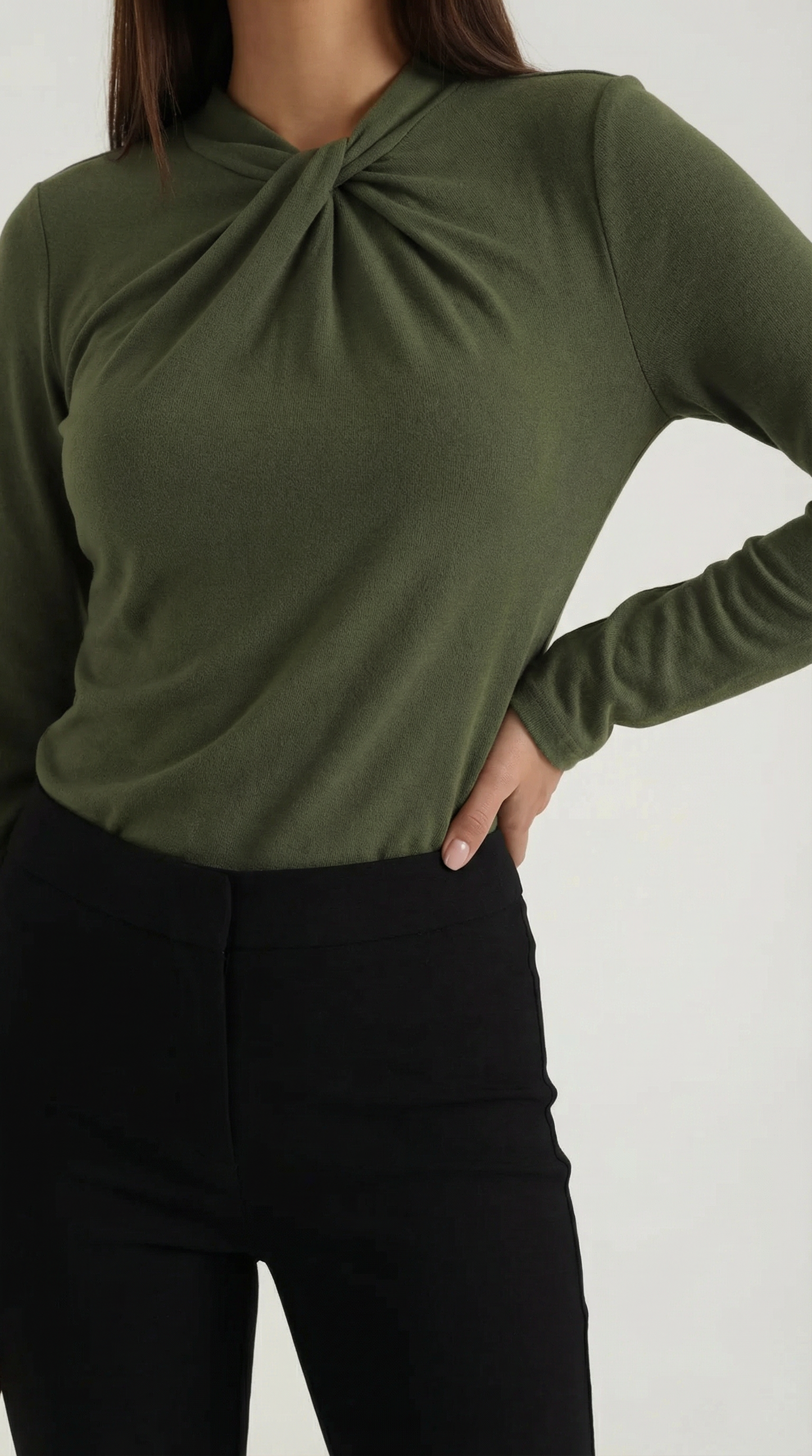 Blusa Jamie con Cuello Alto Anudado