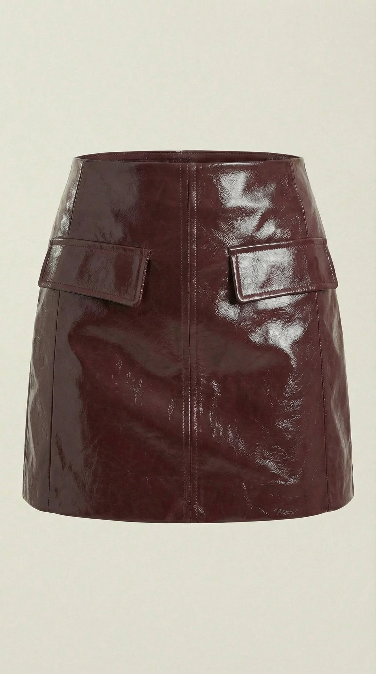 Conjunto Lena con Minifalda de Efecto Charol