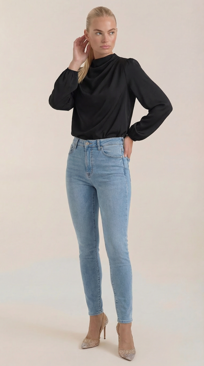 Blusa Marcia de Manga Larga Abullonada