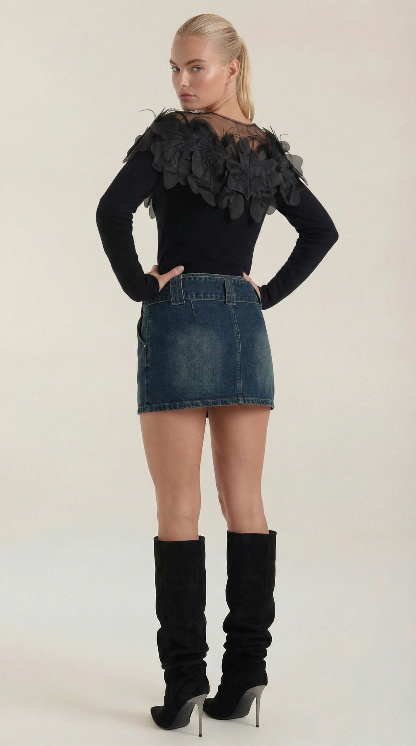 Jersey Marguerite de Punto con Plumas