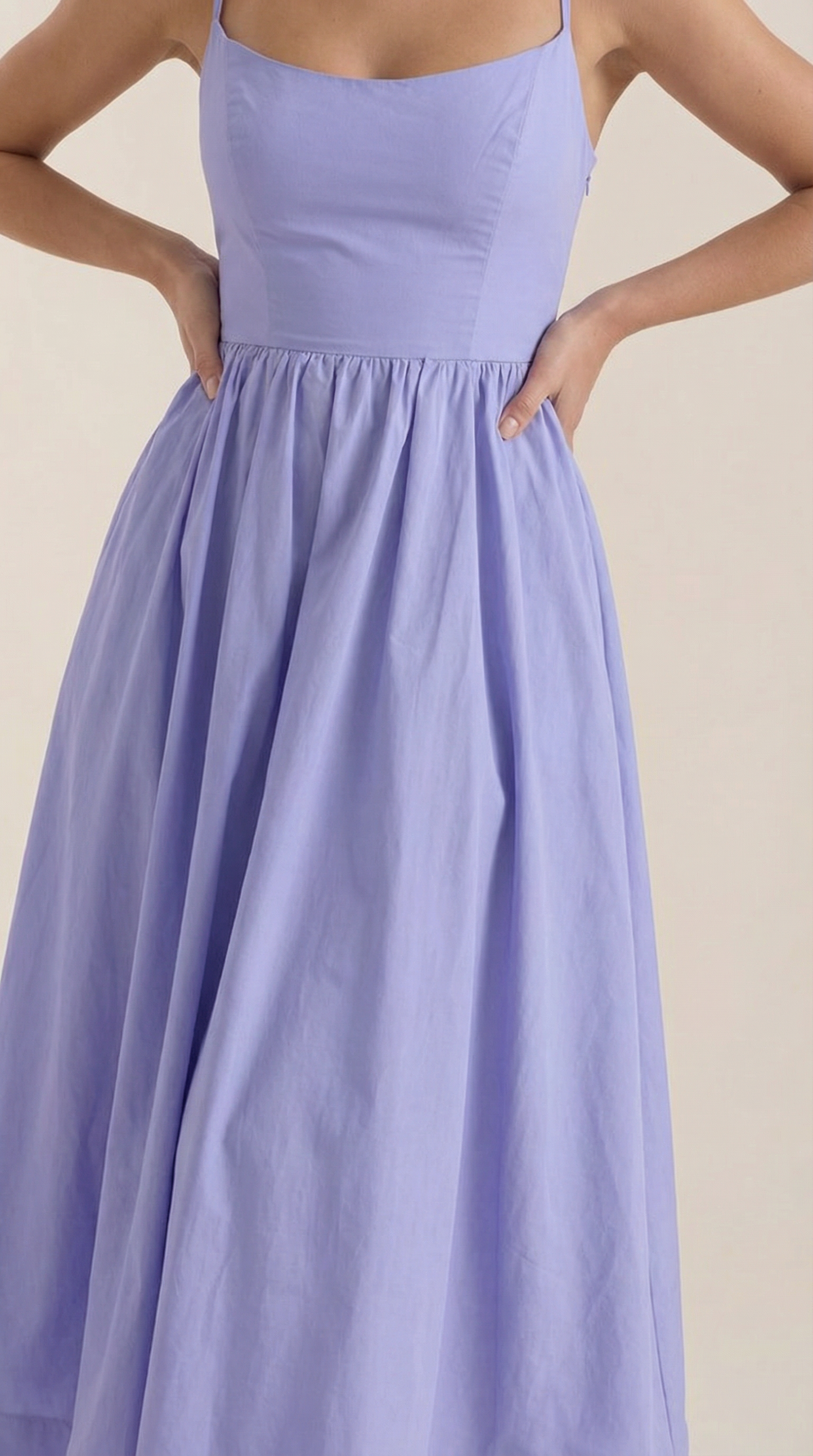 Vestido Midi Molly de Tirantes