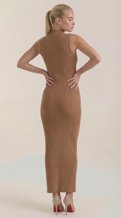 Vestido Maxi Sonia Ajustado con Cuello Alto