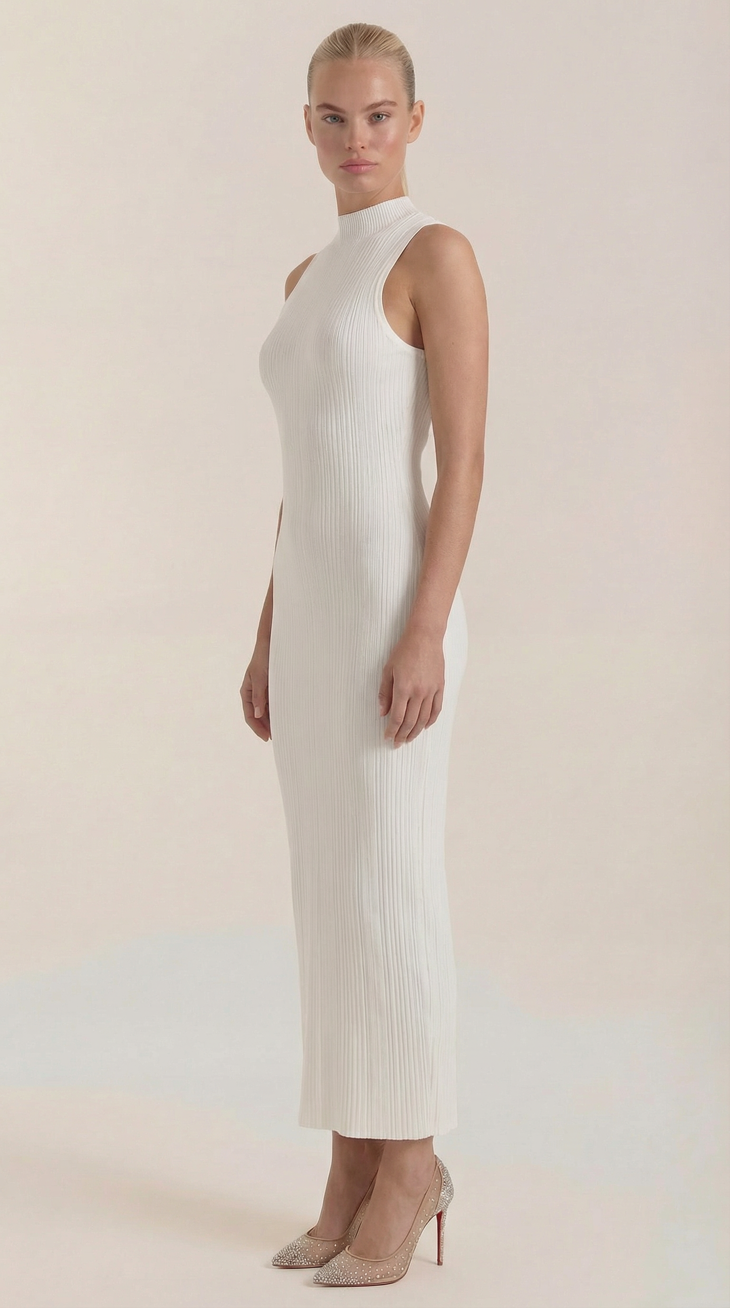 Vestido Maxi Sonia Ajustado con Cuello Alto