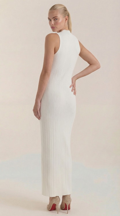 Vestido Maxi Sonia Ajustado con Cuello Alto