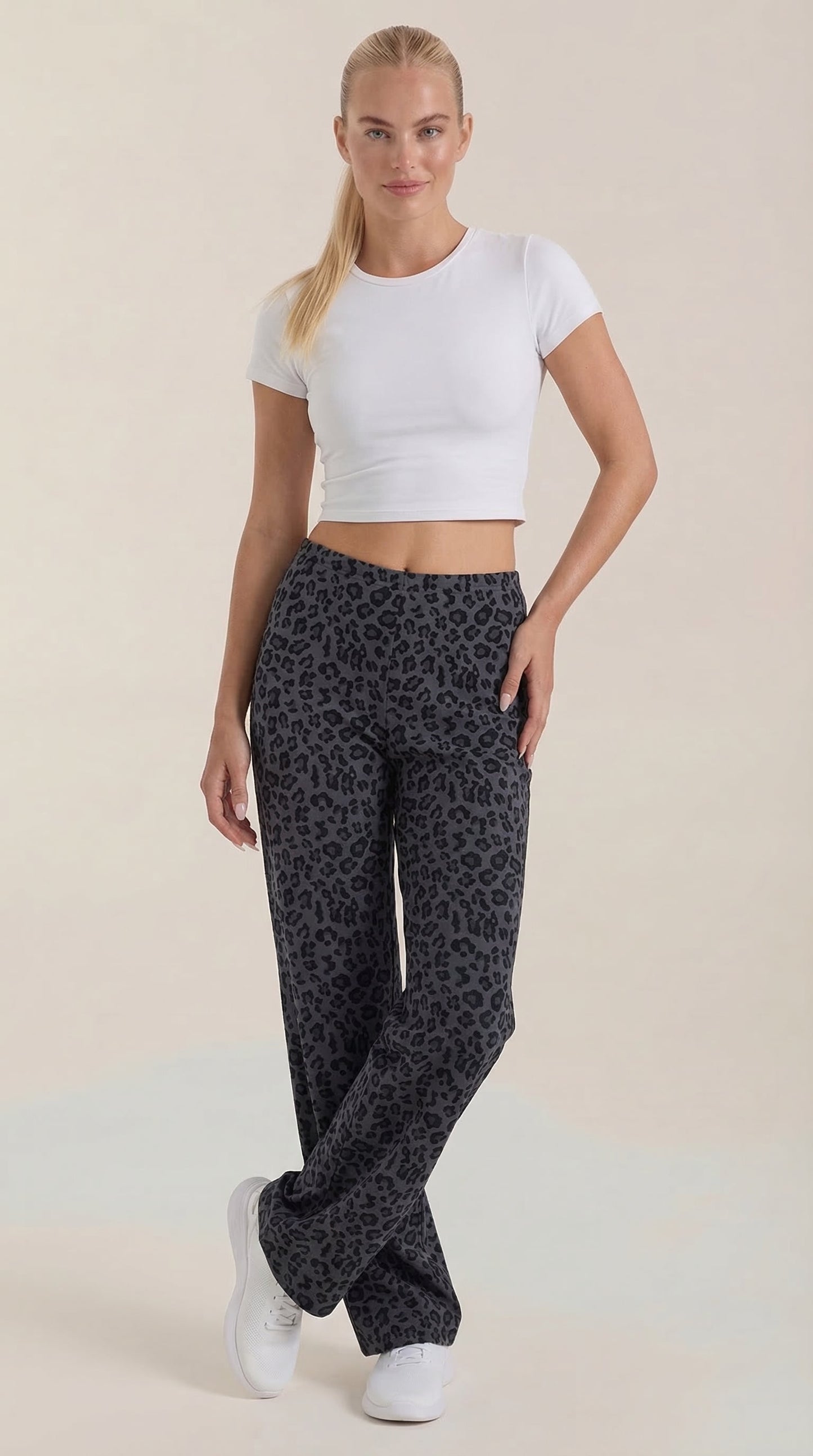 Pantalón Cleo con Estampado Leopardo