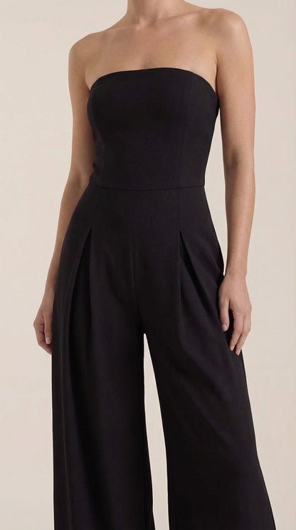 Mono Eliza de Hombros Descubiertos y Pierna Ancha