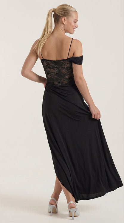Vestido Maxi Giselle de Encaje con Corsé y Un Hombro