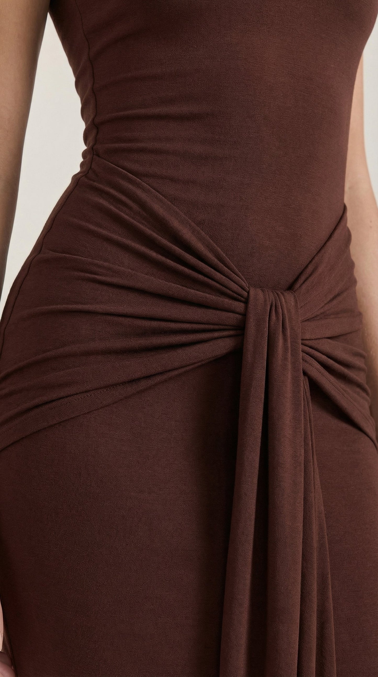 Vestido Maxi Hester con Cuello Alto