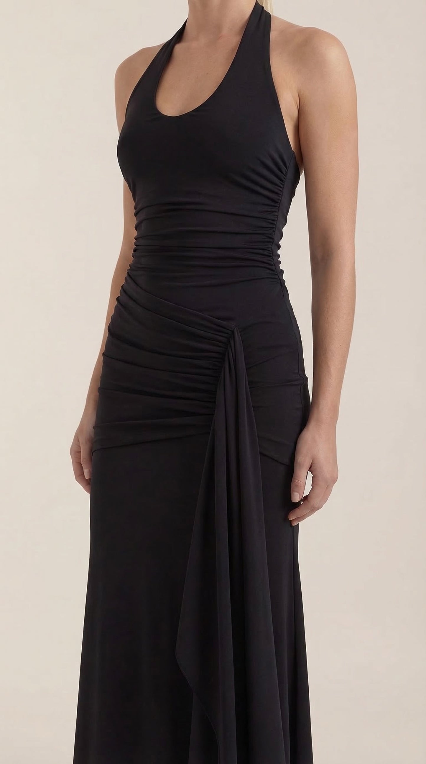 Vestido Maxi Paulette con Escote Halter